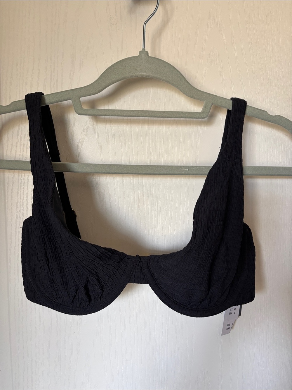 Abercrombie & Fitch Textured Underwire Bikini Top NWT XS